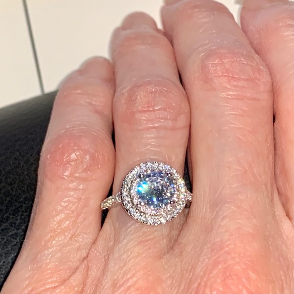 Epiphany Jewelry - Halo Solitaire Platinum Clad over Sterling SZ 4